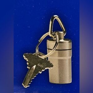 Compact Pill Caddy. O- Ring seal helps medication fresh